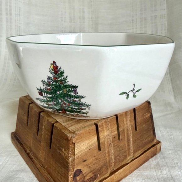 Spode Christmas Tree Octagonal Bowl 7.5" - Picture 4 of 8